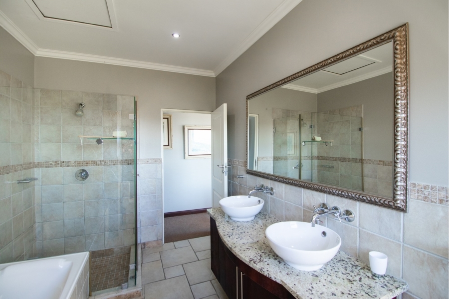 4 Bedroom Property for Sale in Pinnacle Point Golf Estate Western Cape